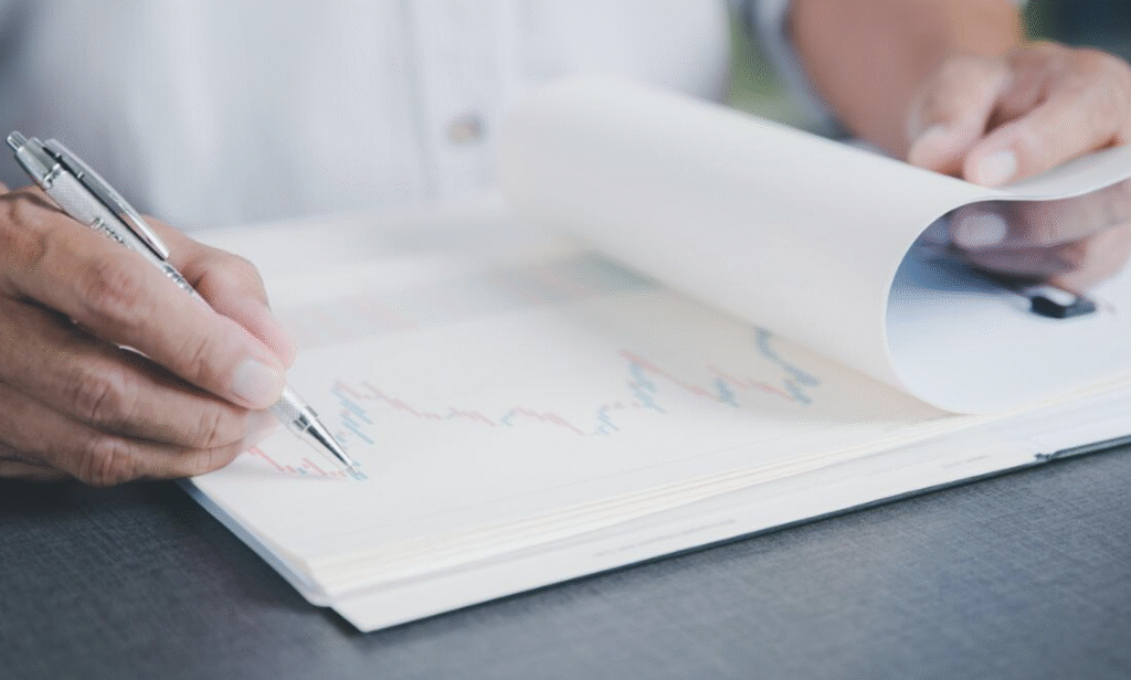 How to Use a Trading Journal Effectively: Practical Guide for Traders